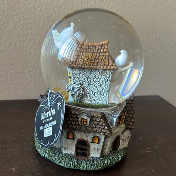 Martha Stewart Musical SnowGlobe Halloween Ghosts New Haunted House - Picture 5 of 5